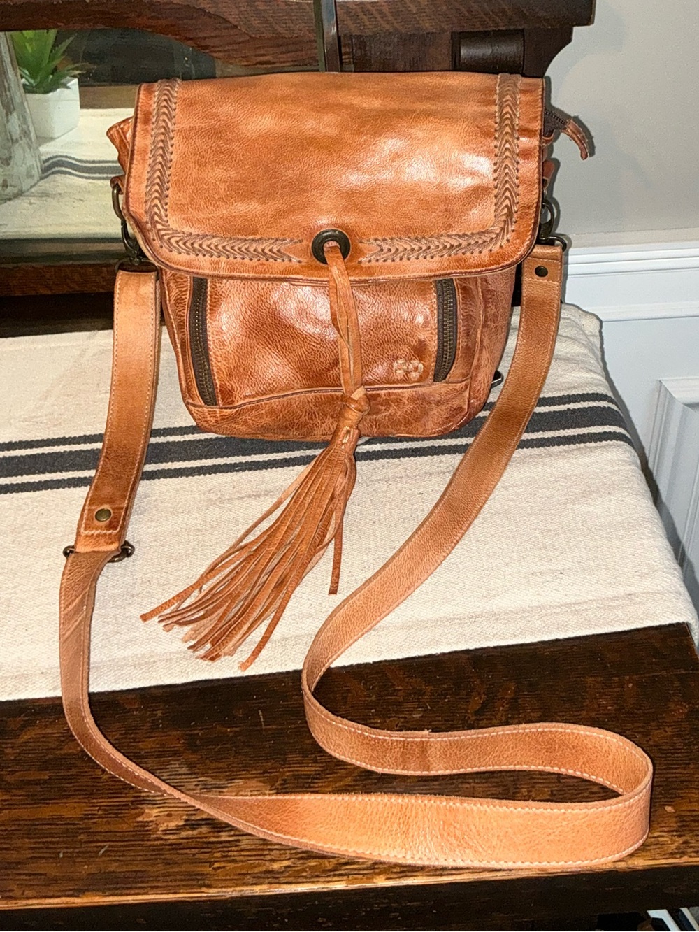 Bed Stu Leather Whoopi Tan DD Crossbody Bag Fringe Tassel MSRP $245